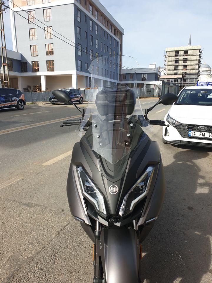 Yuki Explorer 250 Ön Cam 2021-2025 Model 72cm