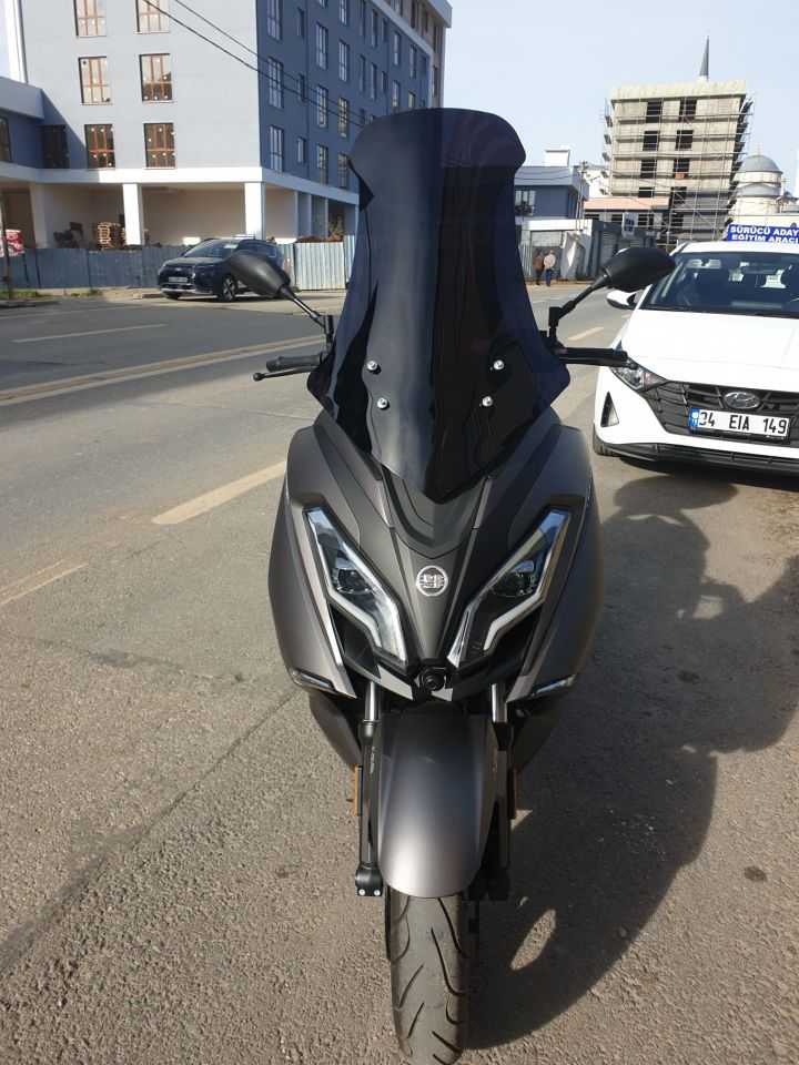 Siyah Renkli