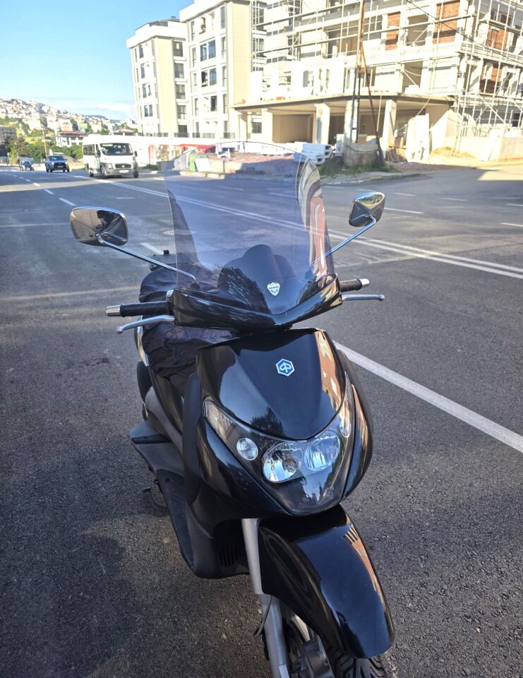 MOTOCAM Piaggio Beverly 250 Ön Cam 2005-2007 Model 44cm Füme Renkli 4mm