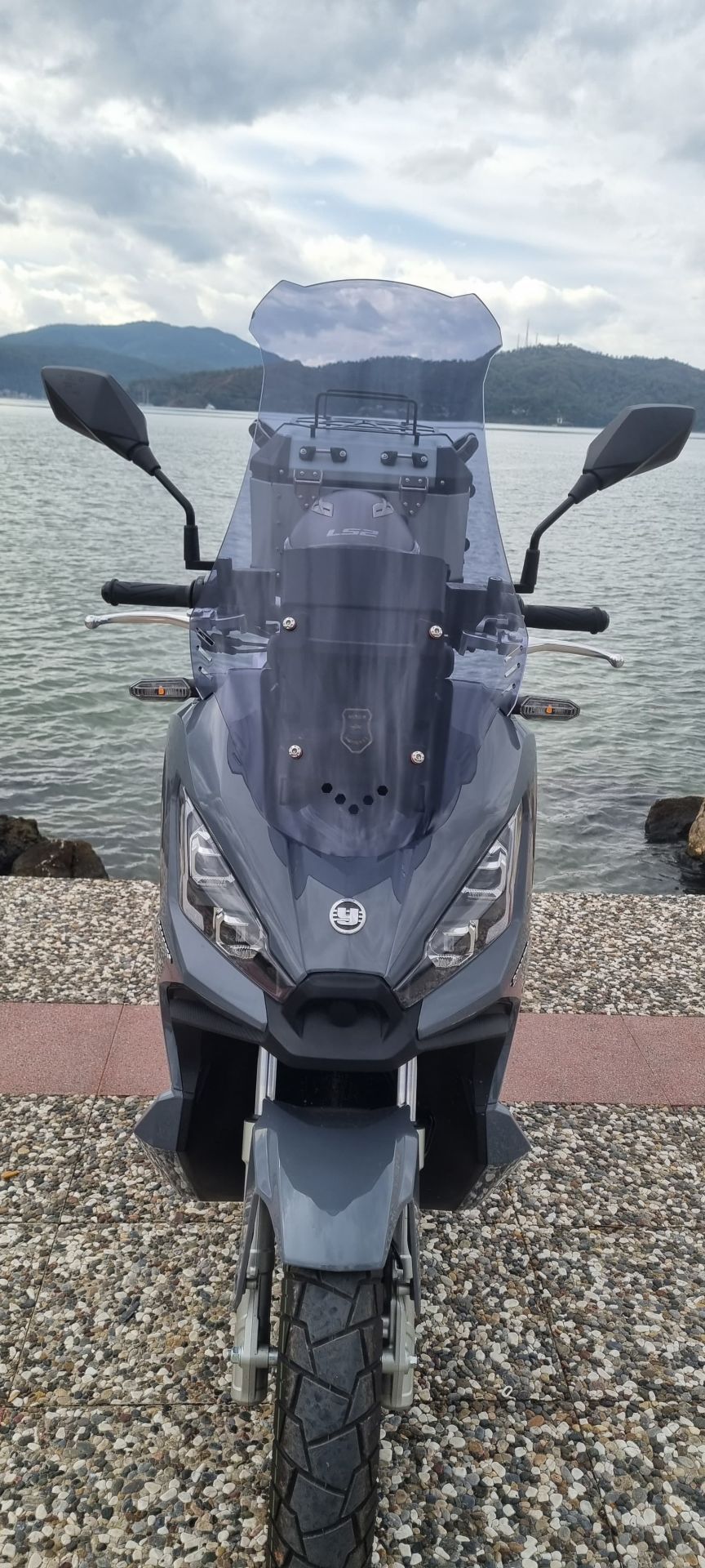 Yuki Xway 125 Ön Cam 2023-2025 Model