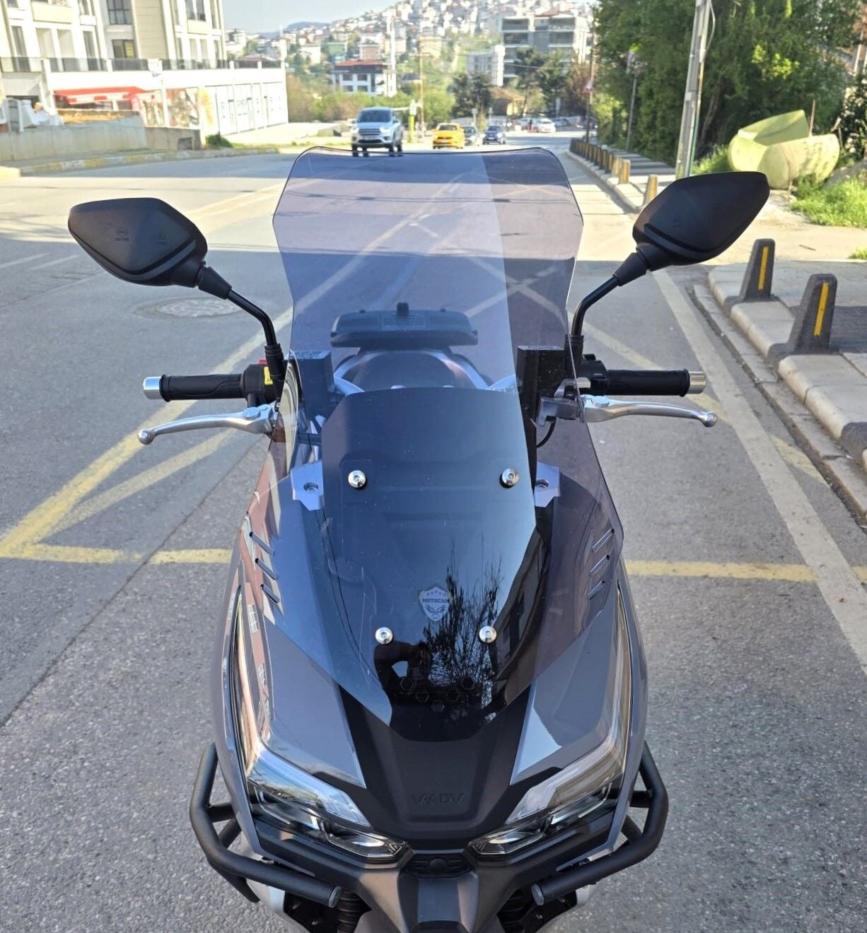 MOTOCAM RKS Freccia Ön Cam 2022-2026 Model 55cm Füme Renkli 4mm KISA