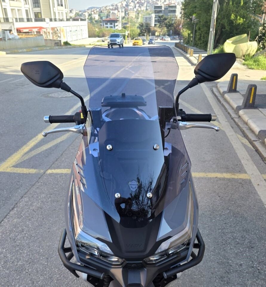 MOTOCAM RKS Freccia Ön Cam 2022-2026 Model 55cm Füme Renkli 4mm KISA