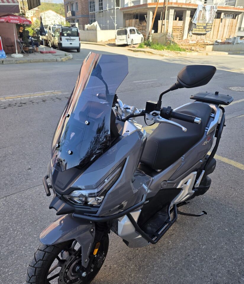 MOTOCAM RKS Freccia Ön Cam 2022-2026 Model 55cm Füme Renkli 4mm KISA
