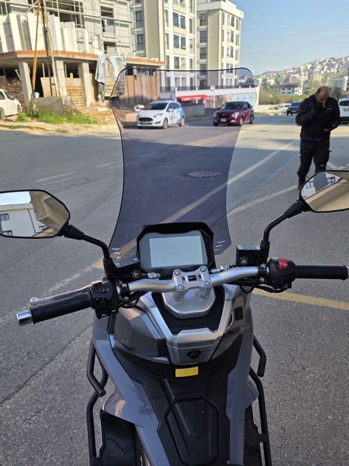 MOTOCAM RKS Freccia Ön Cam 2022-2026 Model 75cm Füme Renkli 4mm UZUN