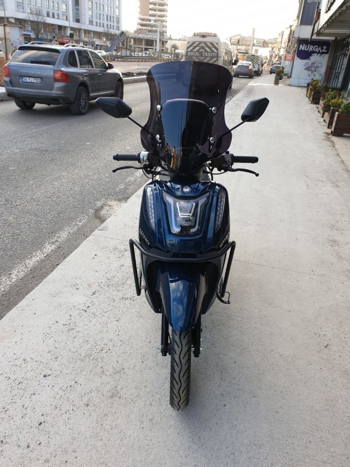 Siyah Renkli