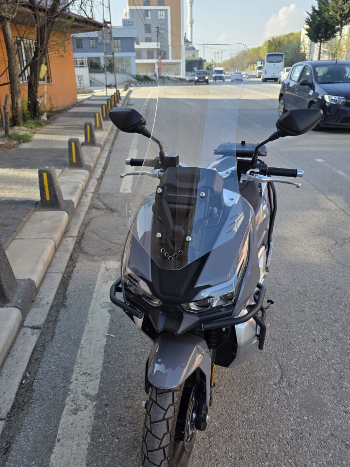 MOTOCAM RKS Freccia Ön Cam 2022-2026 Model 75cm Şeffaf Renkli 4mm UZUN