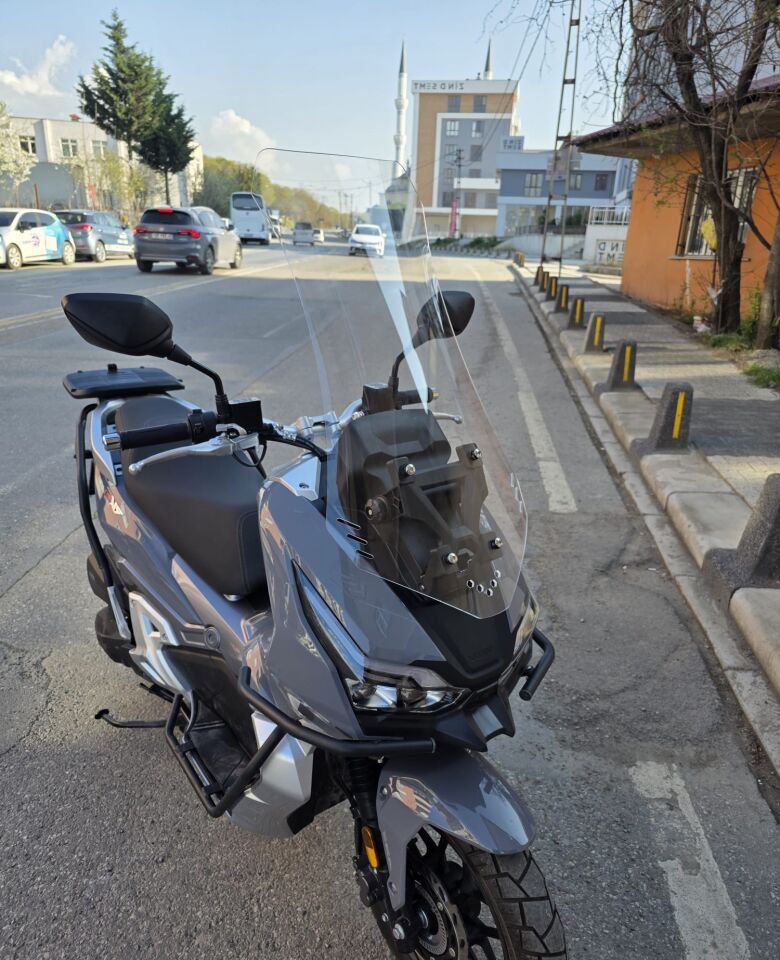 MOTOCAM RKS Freccia Ön Cam 2022-2026 Model 75cm Şeffaf Renkli 4mm UZUN