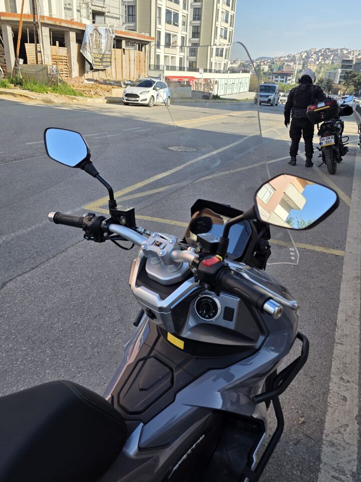 MOTOCAM RKS Freccia Ön Cam 2022-2026 Model 75cm Şeffaf Renkli 4mm UZUN