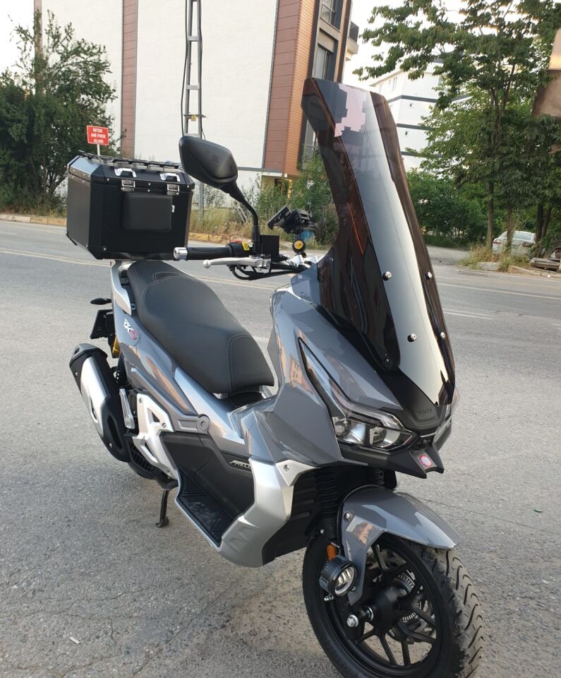 MOTOCAM RKS Freccia Ön Cam 2022-2026 Model 78cm Siyah Renkli 4mm UZUN