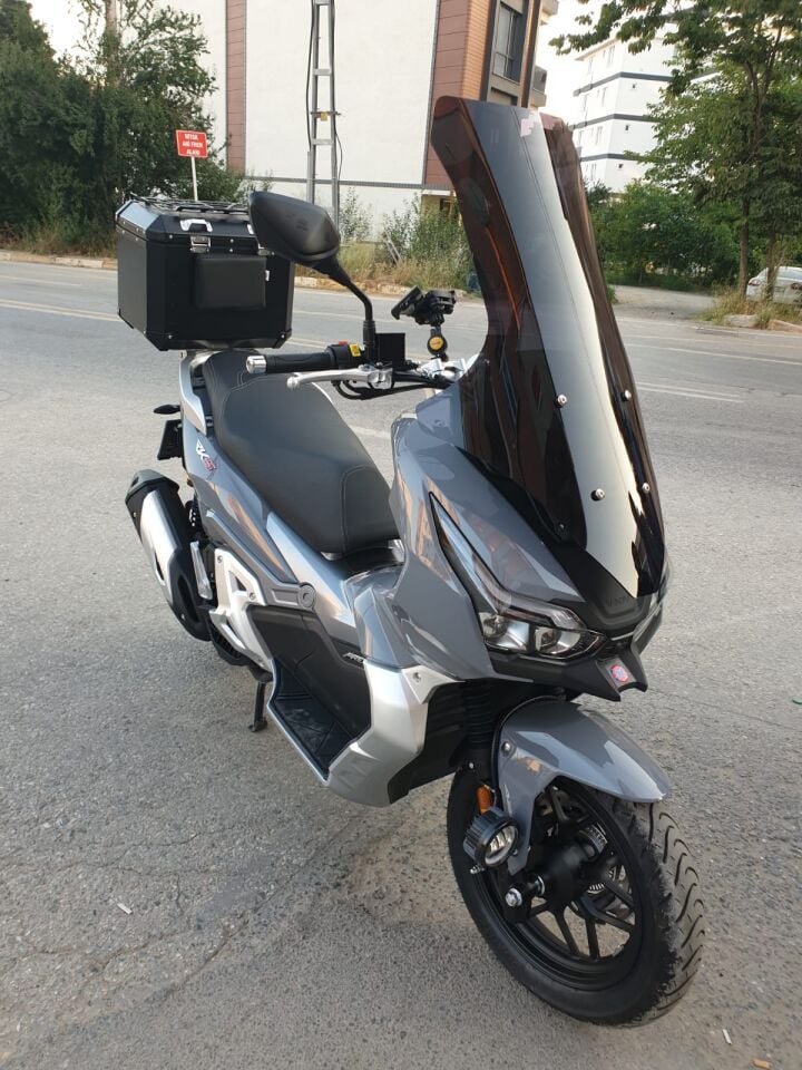 MOTOCAM RKS Freccia Ön Cam 2022-2026 Model 78cm Siyah Renkli 4mm UZUN