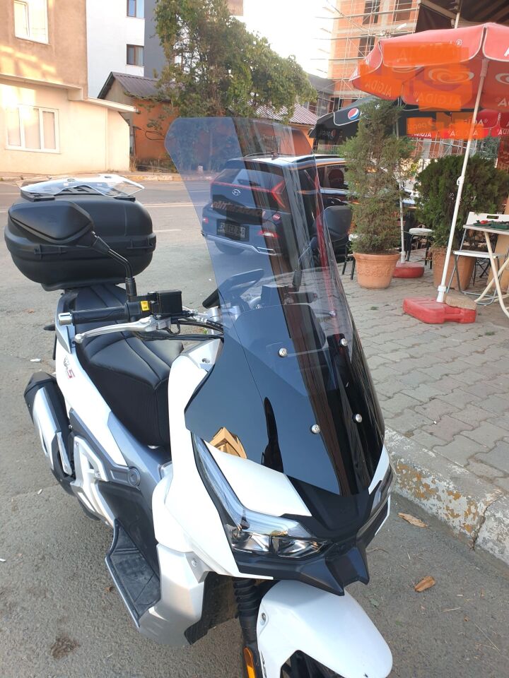 MOTOCAM RKS Freccia Ön Cam 2022-2026 Model 75cm Alt Geniş Füme Renkli 4mm UZUN