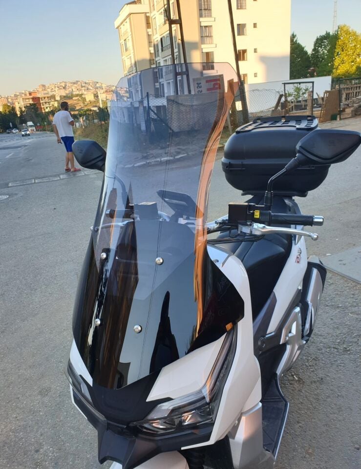 MOTOCAM RKS Freccia Ön Cam 2022-2026 Model 75cm Alt Geniş Füme Renkli 4mm UZUN