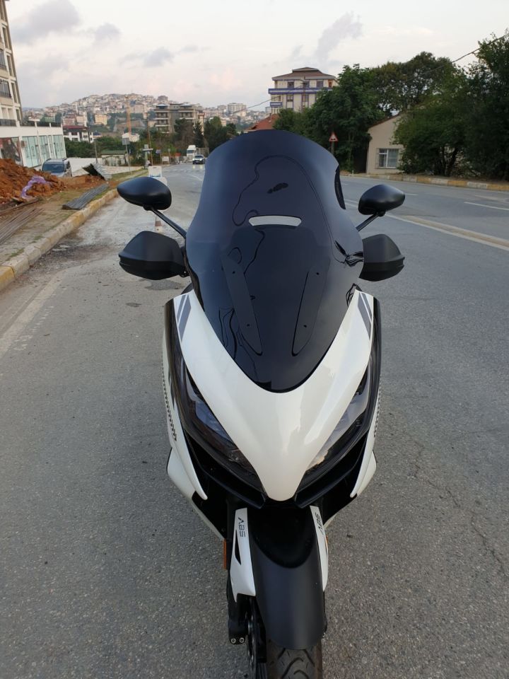 Siyah Renkli