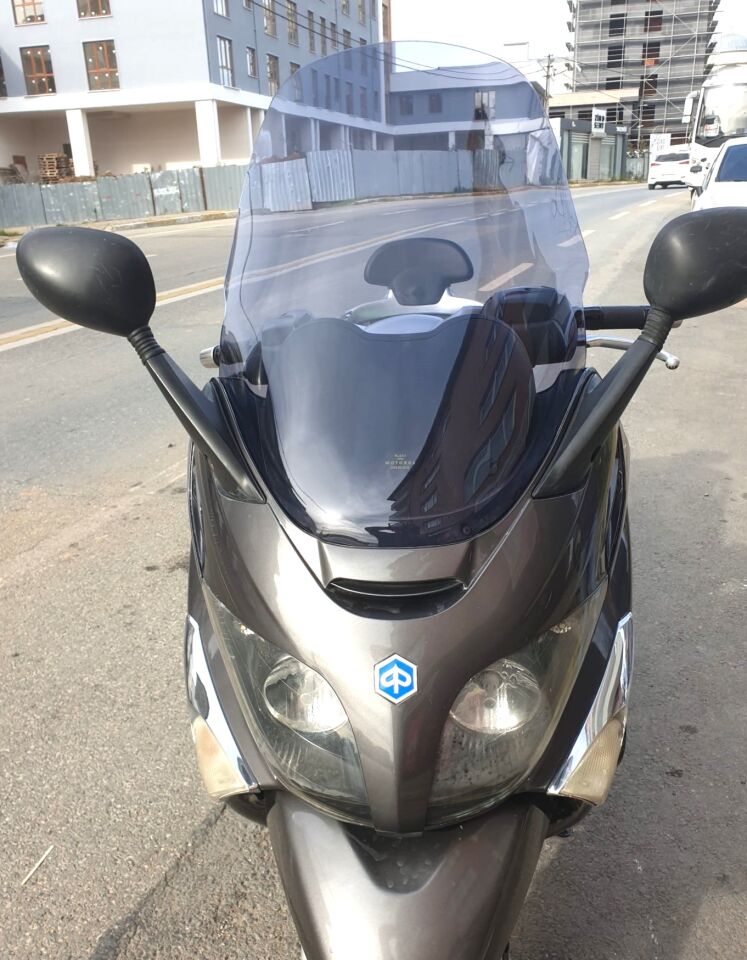 MOTOCAM Piaggio X Evo 400 Ön Cam 2008-2016 Model 58cm Füme Renkli 4mm ORİJİNAL BOYLU