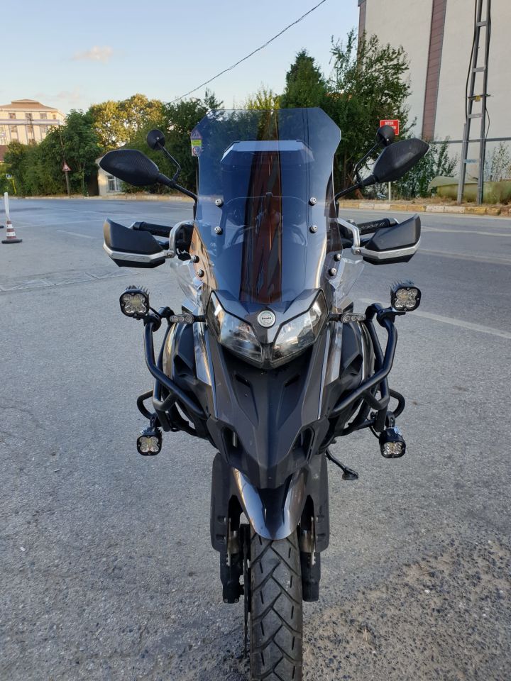 Benelli Trk 502 X Ön Cam 2017-2023 Model 54cm