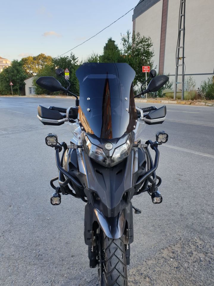 Benelli Trk 502 X Ön Cam 2017-2023 Model 54cm