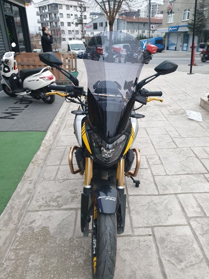 Bajaj Dominar 250 Ön Cam 2017-2025 Model 58cm