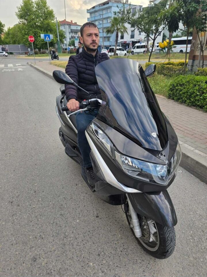 MOTOCAM Piaggio X10 350 Ön Cam 2011-2017 Model 73cm Siyah Renkli 4mm