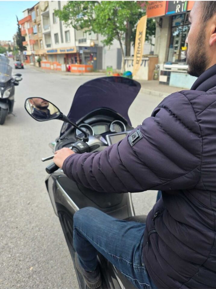 MOTOCAM Piaggio X10 350 Ön Cam 2011-2017 Model 73cm Siyah Renkli 4mm