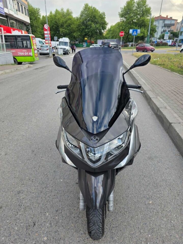 MOTOCAM Piaggio X10 350 Ön Cam 2011-2017 Model 73cm Siyah Renkli 4mm