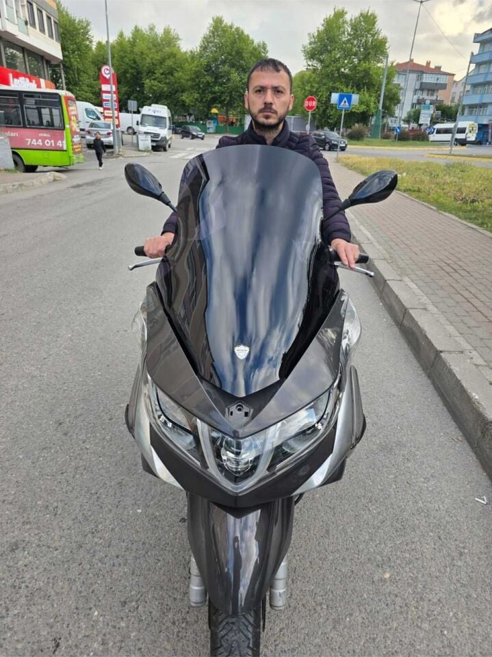 MOTOCAM Piaggio X10 350 Ön Cam 2011-2017 Model 73cm Siyah Renkli 4mm