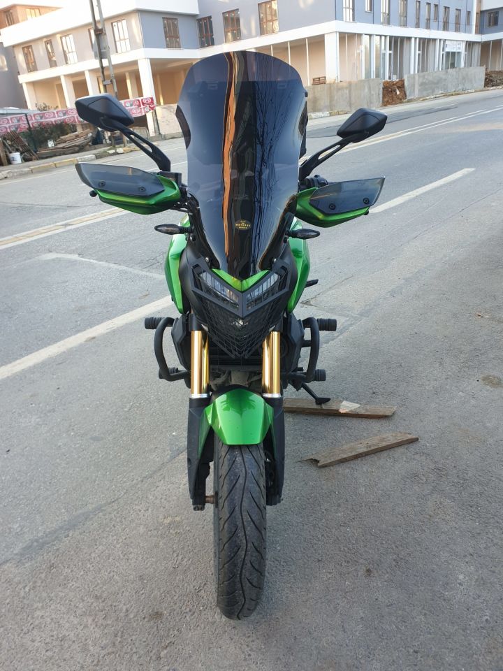 Bajaj Dominar 400 Ön Cam 2017-2025 Model 58cm