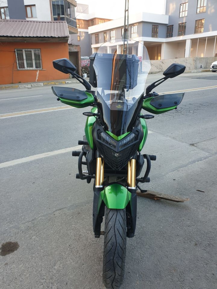 Bajaj Dominar 400 Ön Cam 2017-2025 Model 58cm