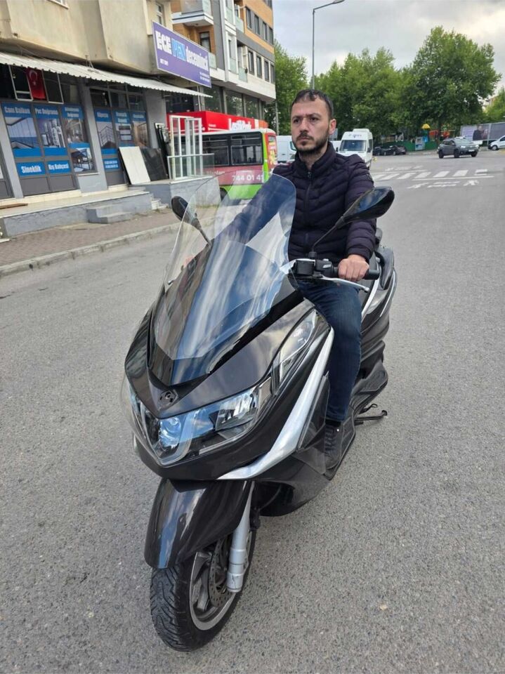 MOTOCAM Piaggio X10 350 Ön Cam 2011-2017 Model 73cm Şeffaf Renkli 4mm