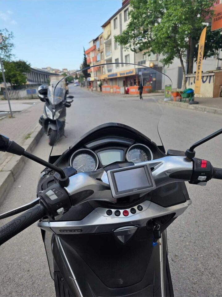 MOTOCAM Piaggio X10 350 Ön Cam 2011-2017 Model 73cm Şeffaf Renkli 4mm