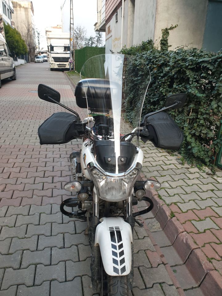 Bajaj V 15 Ön Cam 2017-2020 Model 57cm