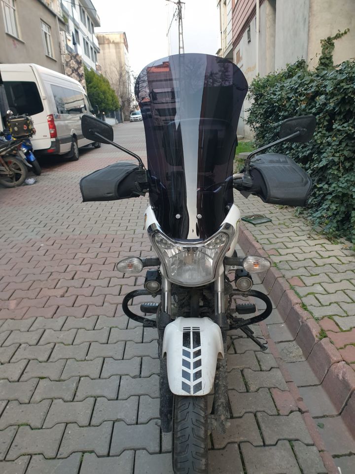 Bajaj V 15 Ön Cam 2017-2020 Model 57cm