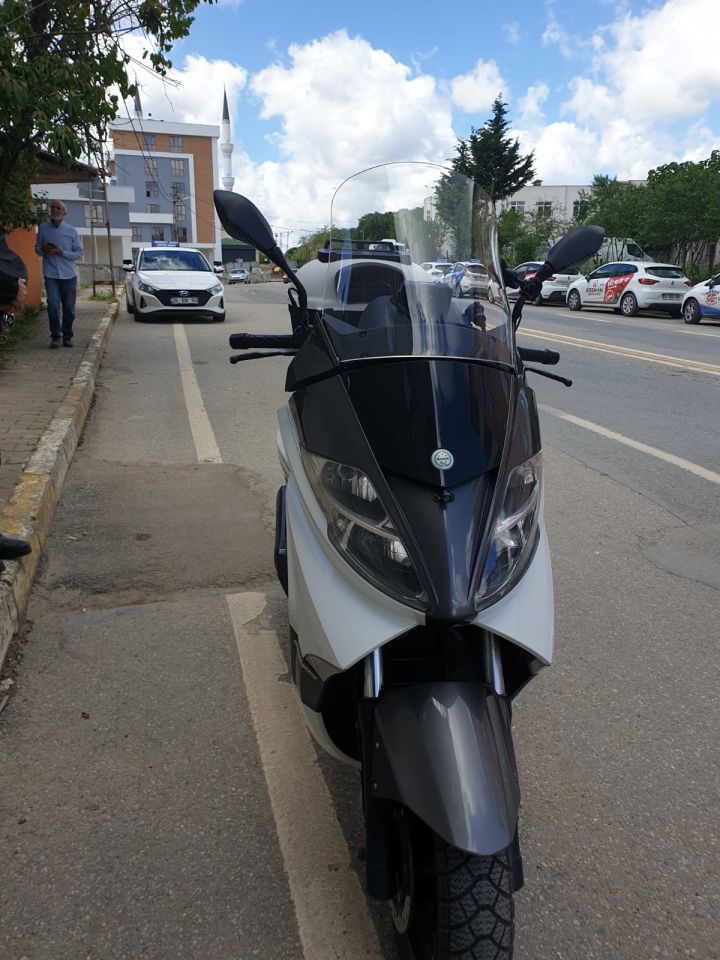 Benelli Zafferano 250 Ön Cam 2015-2018 Model 48cm