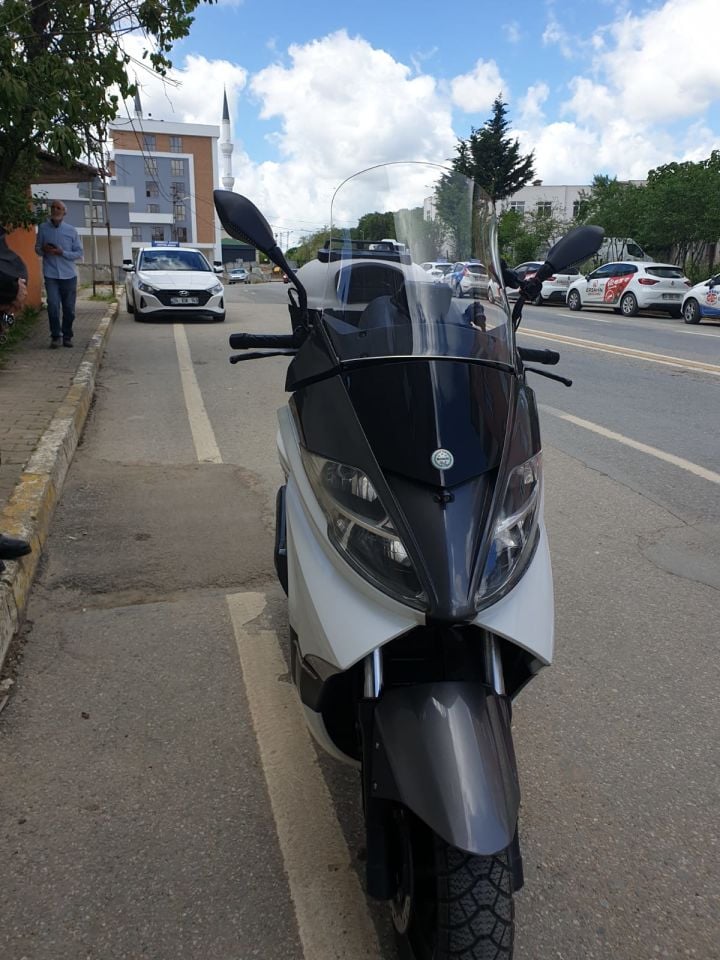Benelli Zafferano 250 Ön Cam 2015-2018 Model 48cm