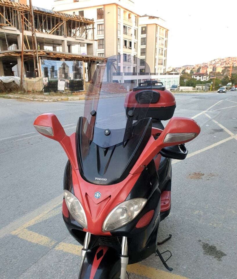 MOTOCAM Piaggio X9 500 Ön Cam 2004-2006 Model 49cm Füme Renkli 4mm