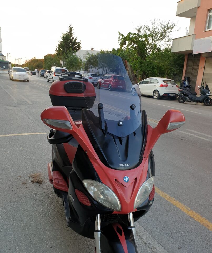 MOTOCAM Piaggio X9 500 Ön Cam 2004-2006 Model 49cm Füme Renkli 4mm