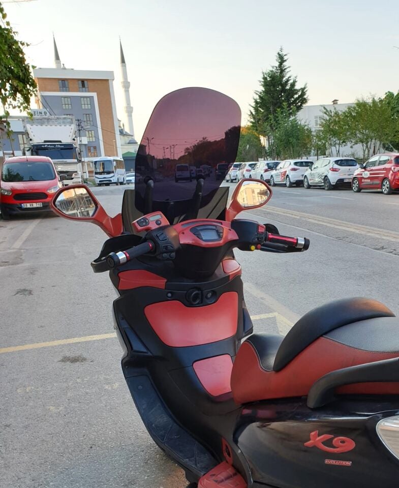 MOTOCAM Piaggio X9 500 Ön Cam 2004-2006 Model 49cm Siyah Renkli 4mm