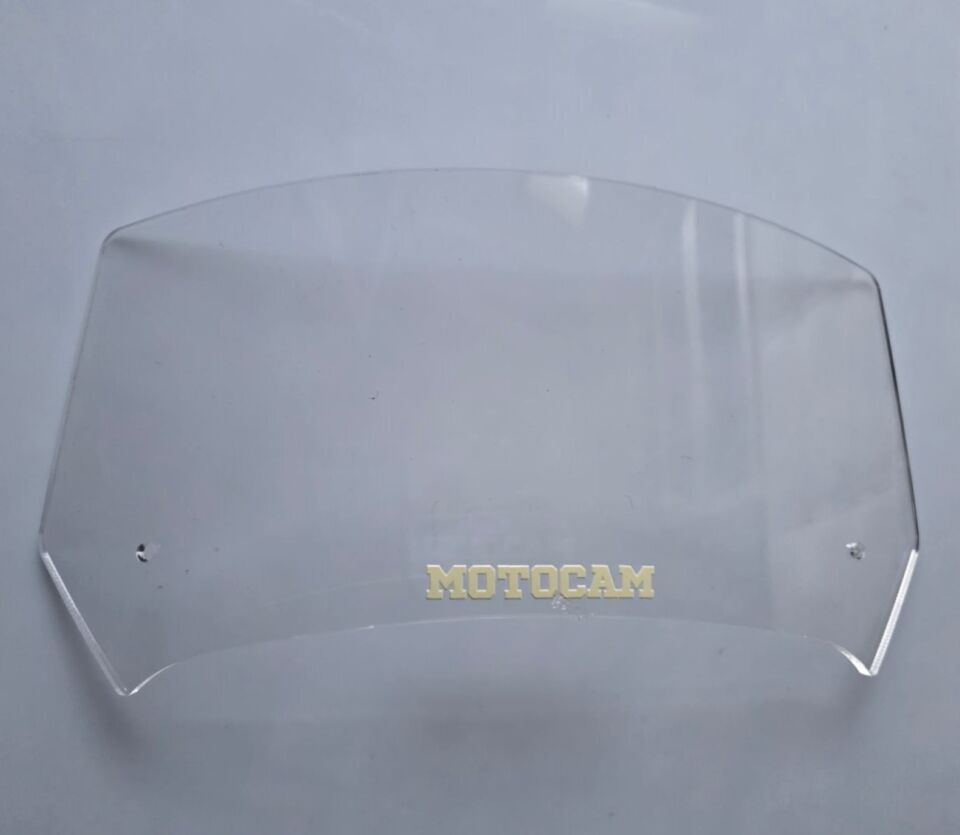 MOTOCAM Rüzgar Saptırıcı Deflektör Camı 1 Delikli 32x15cm Şeffaf Renkli   (APARATSIZDIR)