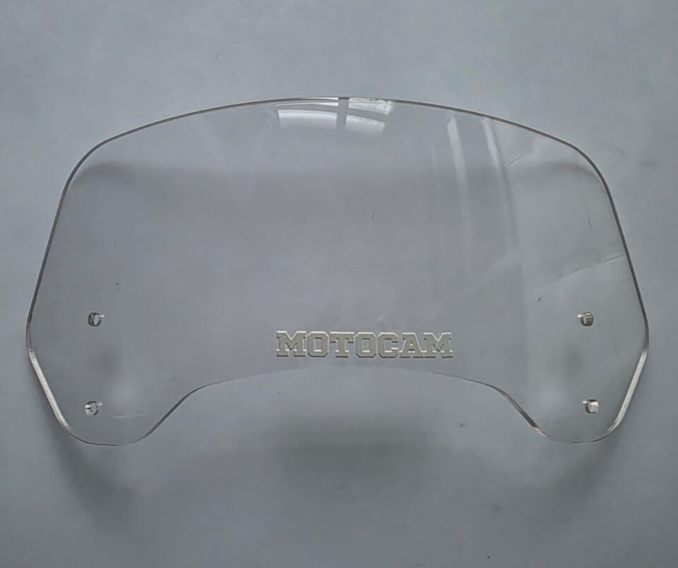 MOTOCAM Rüzgar Saptırıcı Deflektör Camı 1 Delikli 32x15cm Şeffaf Renkli   (APARATSIZDIR)