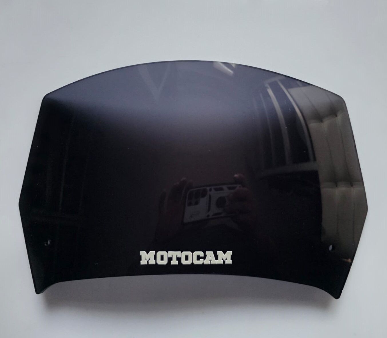 MOTOCAM Rüzgar Saptırıcı Deflektör Camı 1 Delikli 32x18cm Siyah Renkli   (APARATSIZDIR)