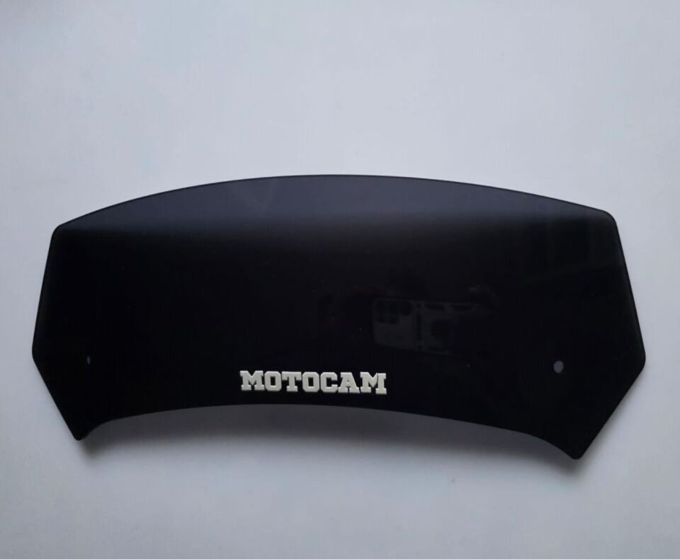 MOTOCAM Rüzgar Saptırıcı Deflektör Camı 1 Delikli 35x12cm Siyah Renkli   (APARATSIZDIR)