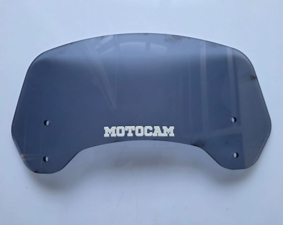 MOTOCAM Rüzgar Saptırıcı Deflektör Camı 2 Delikli 3.5cm 32x12cm Füme Renkli   (APARATSIZDIR)