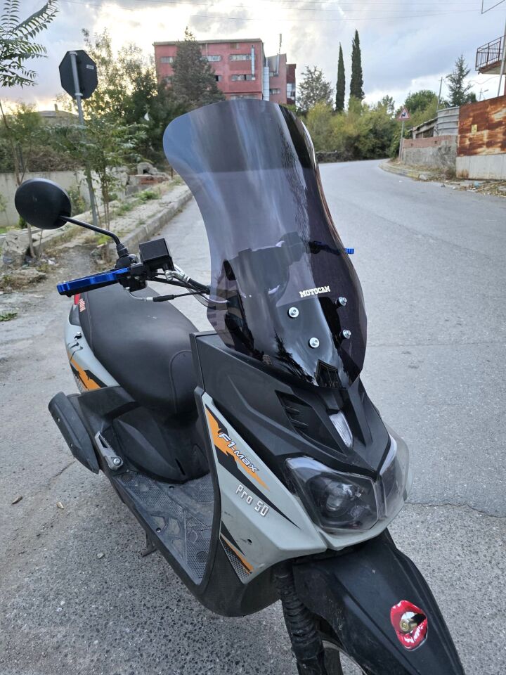 MOTOCAM Altai F1 Max Ön Cam 2021-2026 Model 57cm Siyah Renkli 4mm