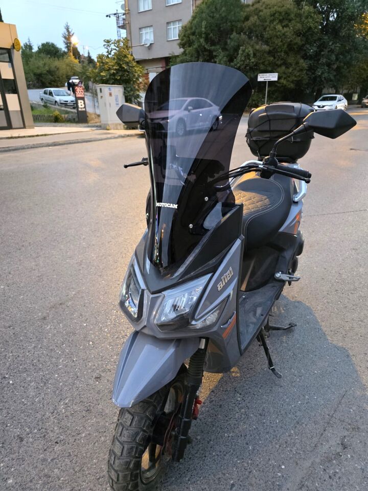 MOTOCAM Altai F2 Max Ön Cam 2024-2026 Model 63cm Siyah Renkli 4mm