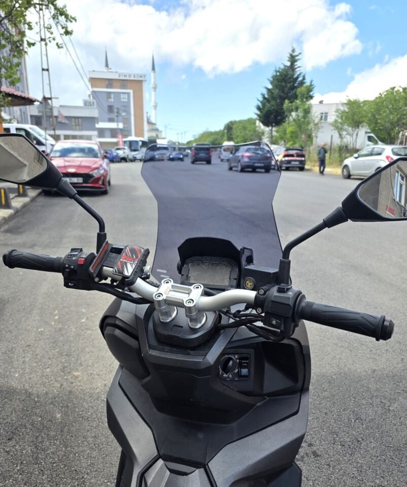 MOTOCAM Apache Ventro 150 Ön Cam 2023-2025 Model 57cm Füme Renkli 4mm