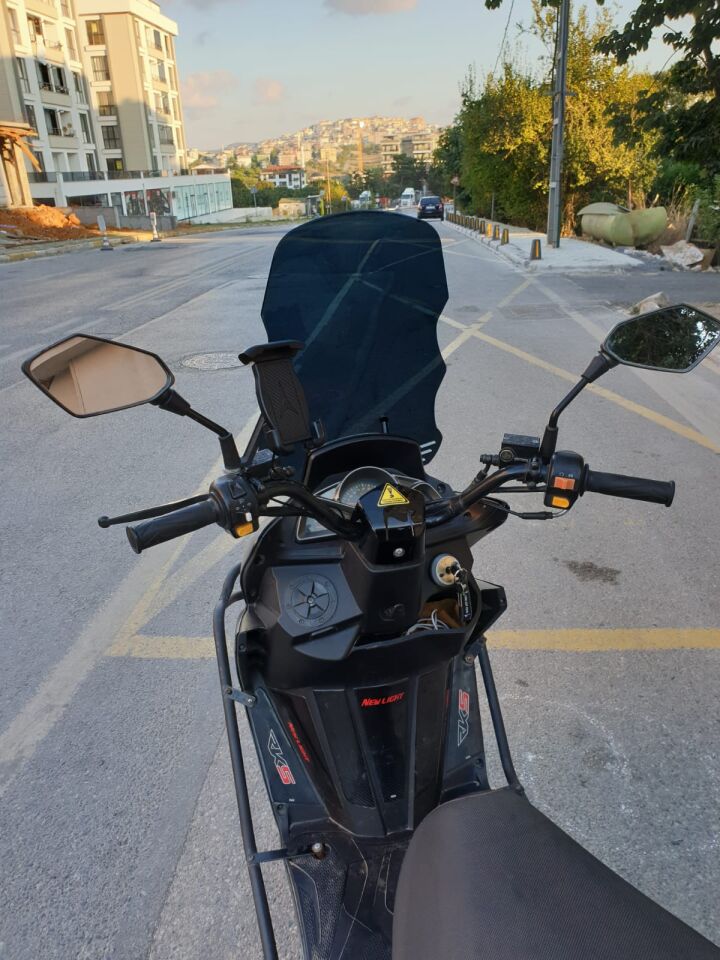 MOTOCAM RKS Newlight 125 Ön Cam 2021-2022 Model 55cm Siyah Renkli 4mm PRO MODELE UYMAZ