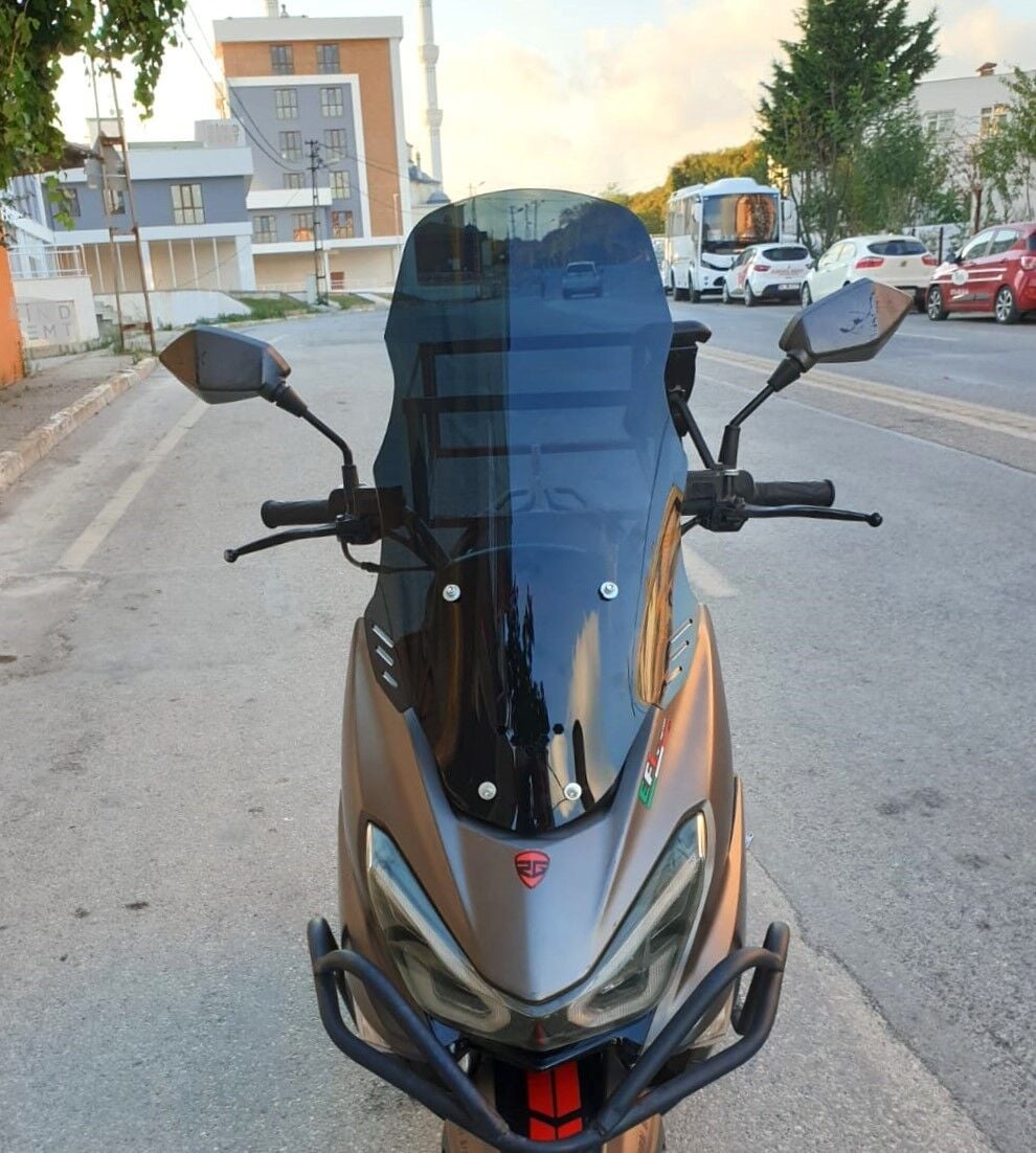 MOTOCAM RKS Newlight 125 Ön Cam 2021-2022 Model 55cm Siyah Renkli 4mm PRO MODELE UYMAZ