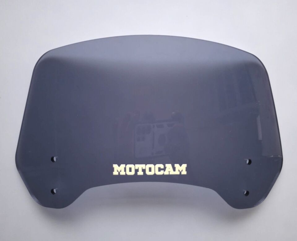 MOTOCAM Rüzgar Saptırıcı Deflektör Camı 2 Delikli 3.5cm 35x15cm Füme Renkli   (APARATSIZDIR)