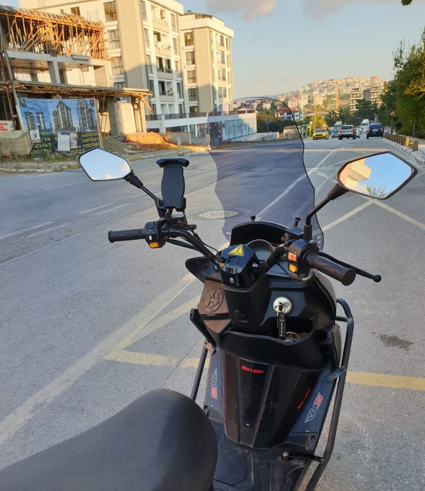 MOTOCAM RKS Newlight 125 Ön Cam 2021-2022 Model 65cm Füme Renkli 4mm PRO MODELE UYMAZ