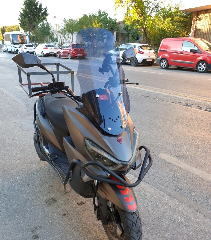 MOTOCAM RKS Newlight 125 Ön Cam 2021-2022 Model 65cm Füme Renkli 4mm PRO MODELE UYMAZ