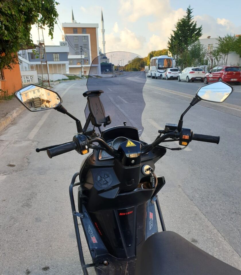 MOTOCAM RKS Newlight 125 Ön Cam 2021-2022 Model 65cm Füme Renkli 4mm PRO MODELE UYMAZ